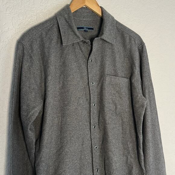 Shore Grey Flannel Button Up Shirt Men’s Medium Cozy Soft Long Sleeve Preppy - Picture 2 of 8